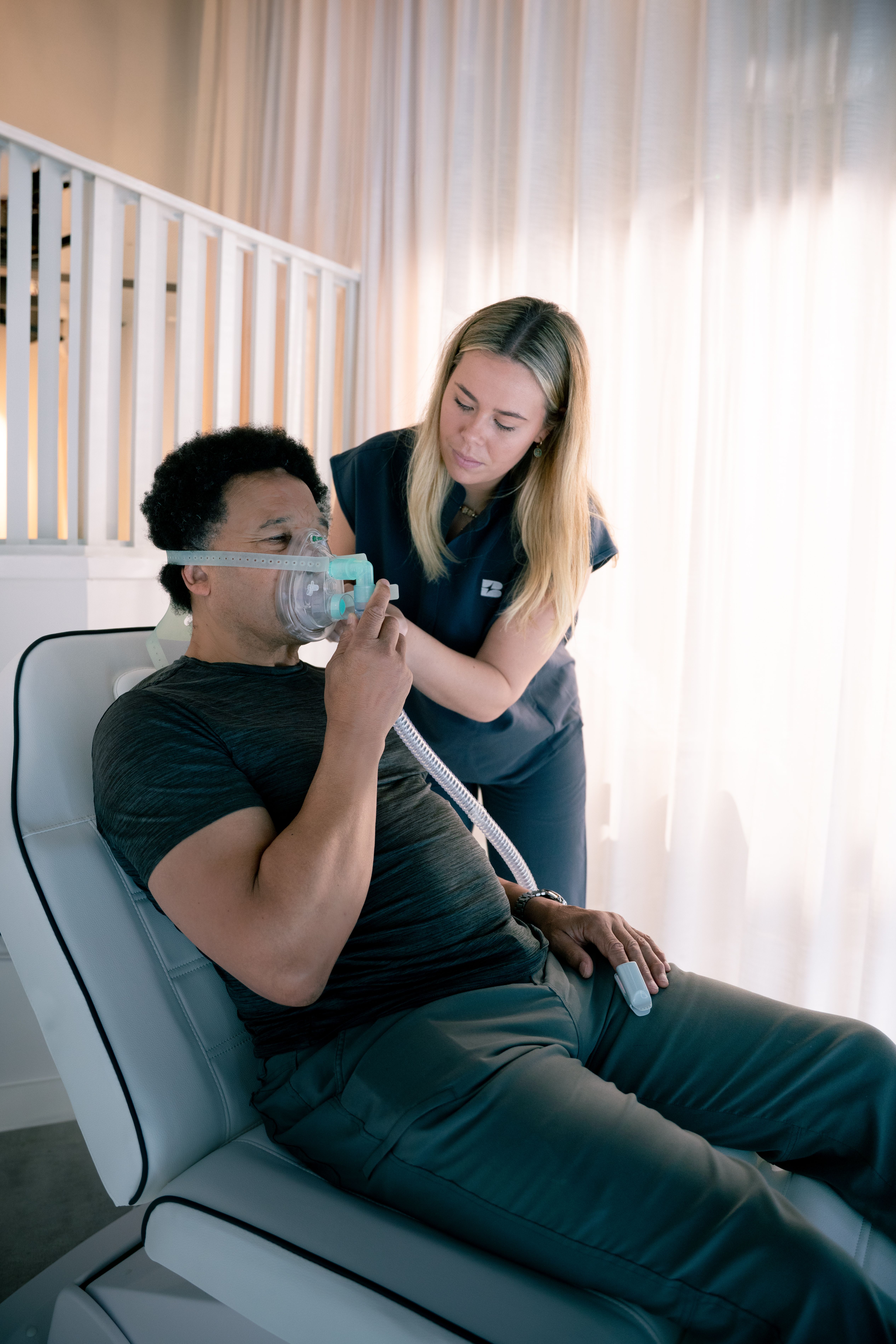 IHHT breathing mask for a member at Biowell Health in Battersea, London